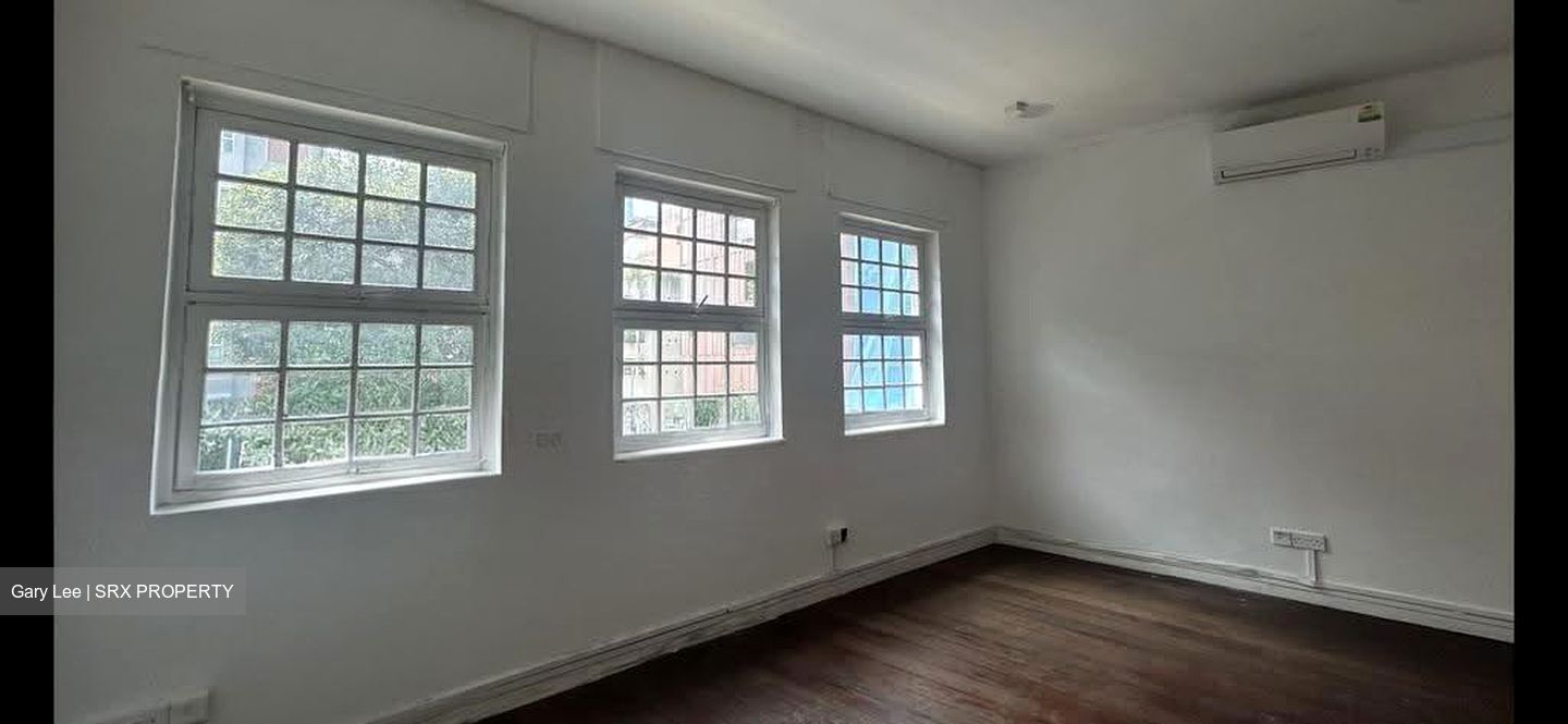 South Bridge Road (D1), Office #637814231